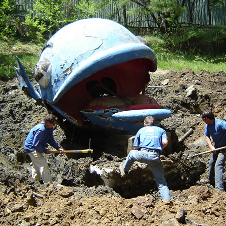 There is  7,000 pounds of concrete in Willie's tongue and base.  Digging it out was a massive job!